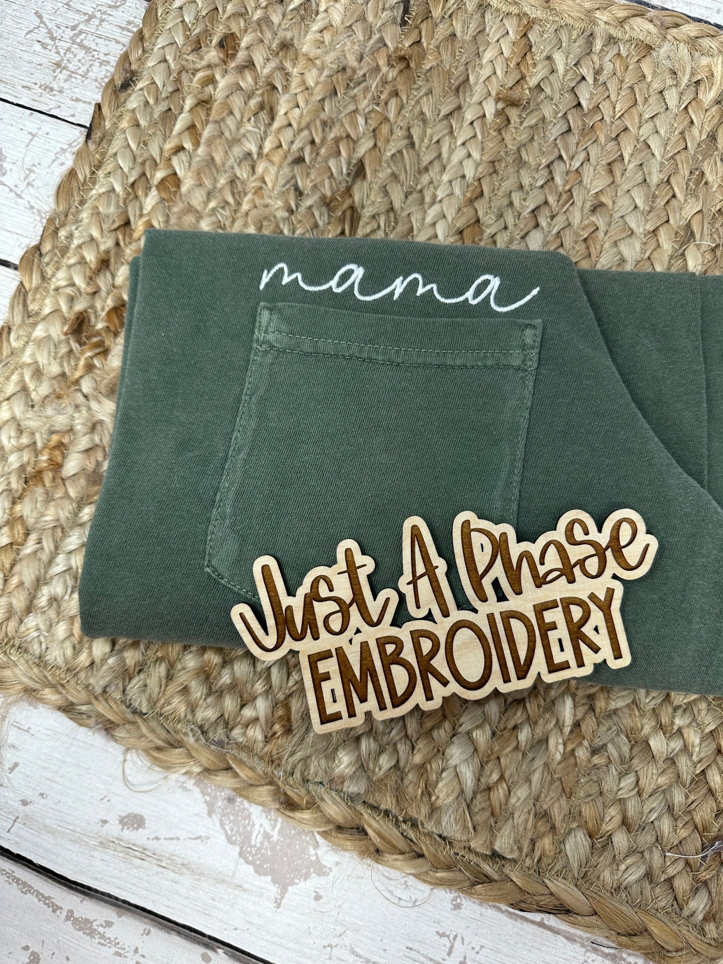 Mama Pocket Tee