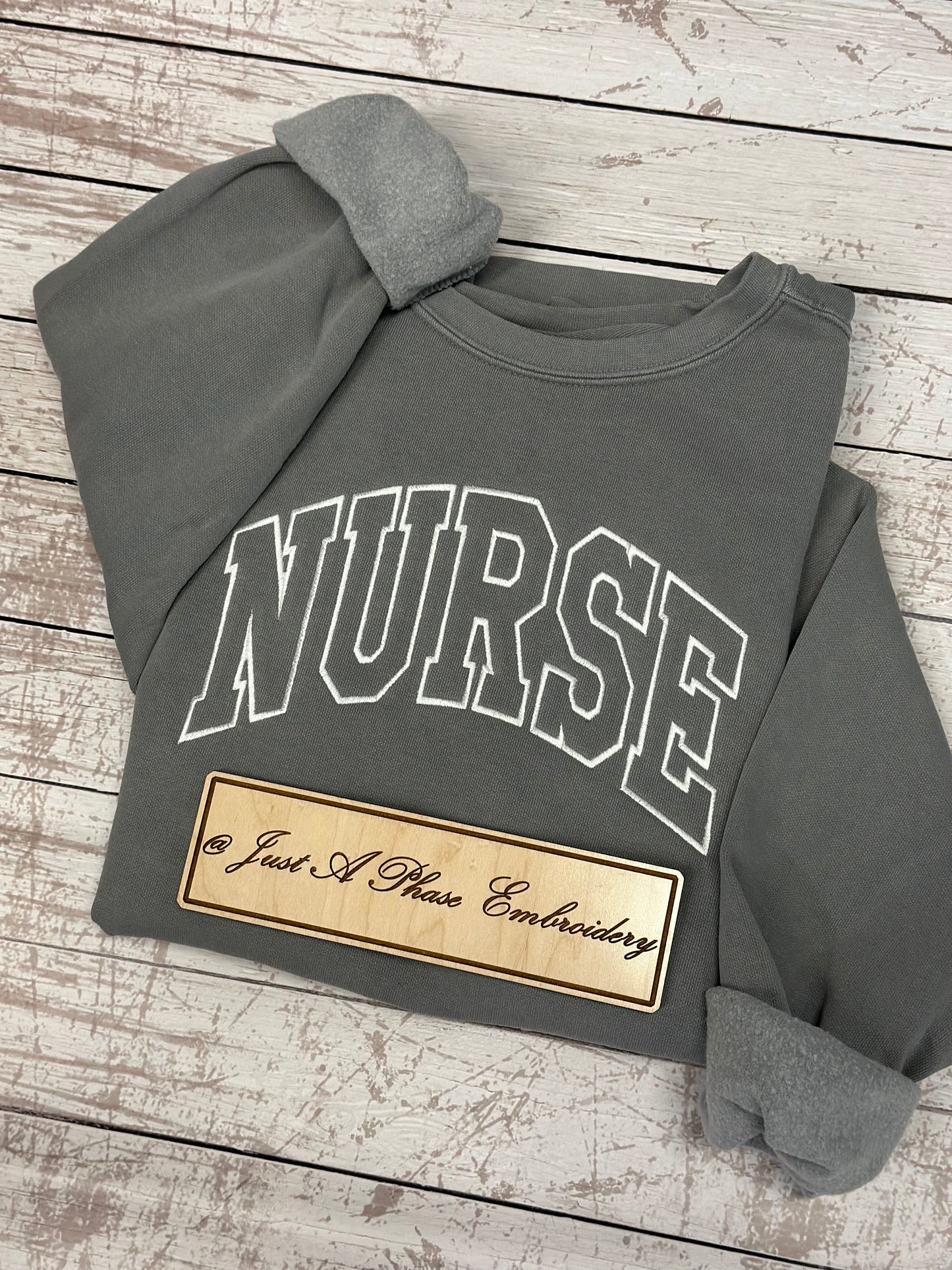 NURSE Outline Crewneck