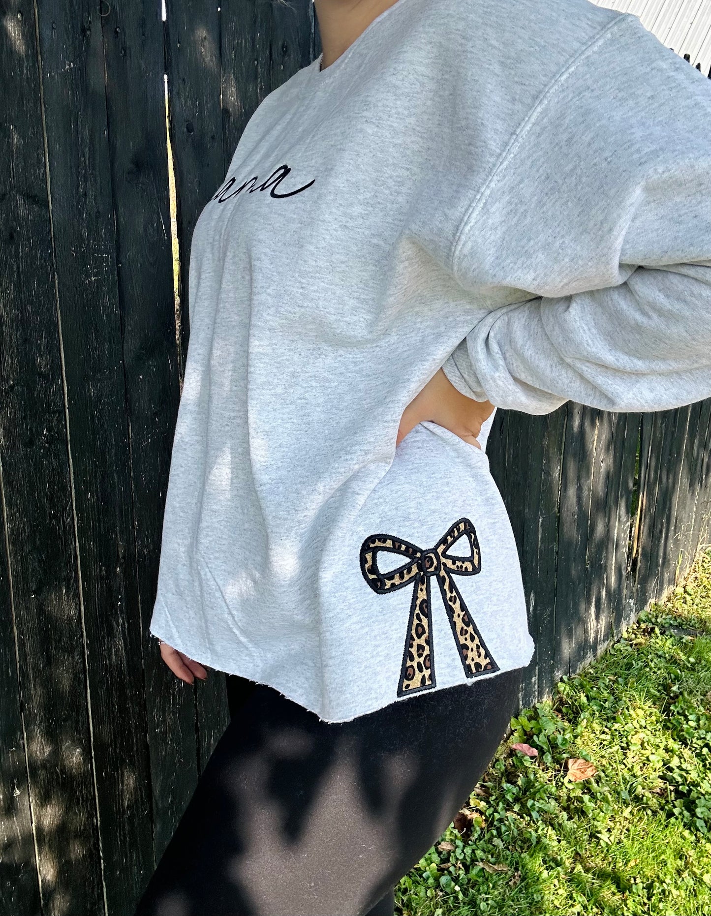 Mama Crewneck + Cheetah Side Bows